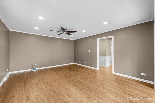 Building Photo - 4525 Saratoga Ave