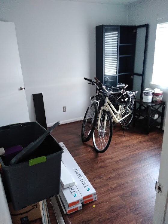 Building Photo - 5005 Halwell Dr