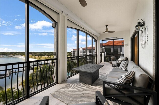 Building Photo - 10733 Mirasol Dr