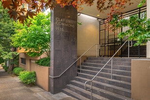 Building Photo - 1535 SW Clay St
