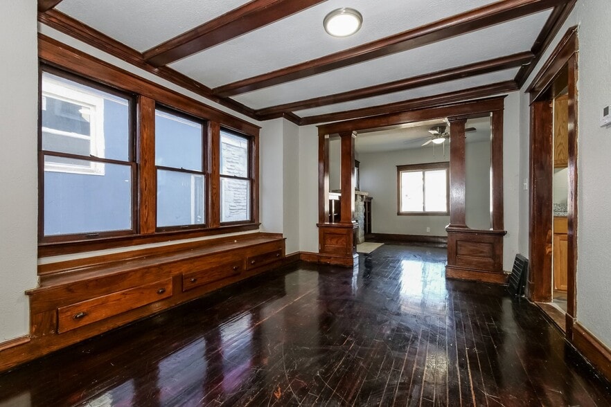 Building Photo - 3929 S Benton Ave