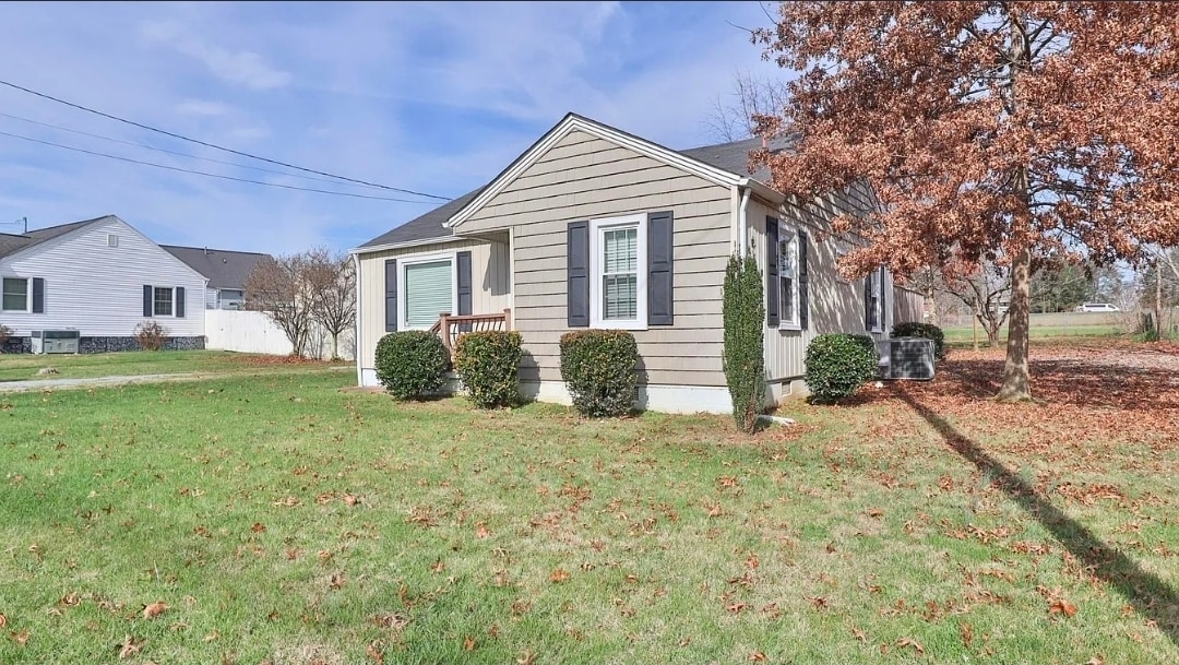 Building Photo - 1352 King Mill Pike