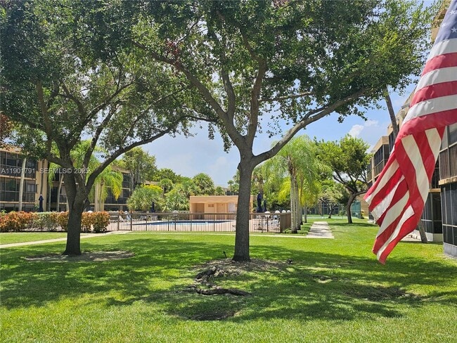 Building Photo - 8415 SW 107th Ave