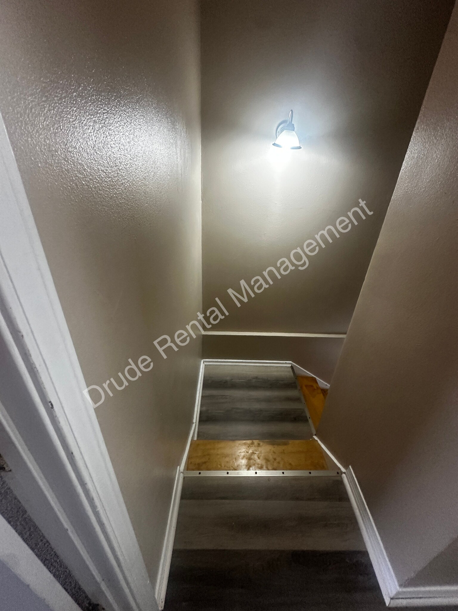 Building Photo - 14018 Virginia Dr