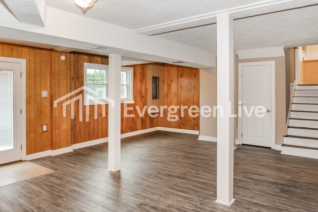 Building Photo - 2523 Birchfield St NW