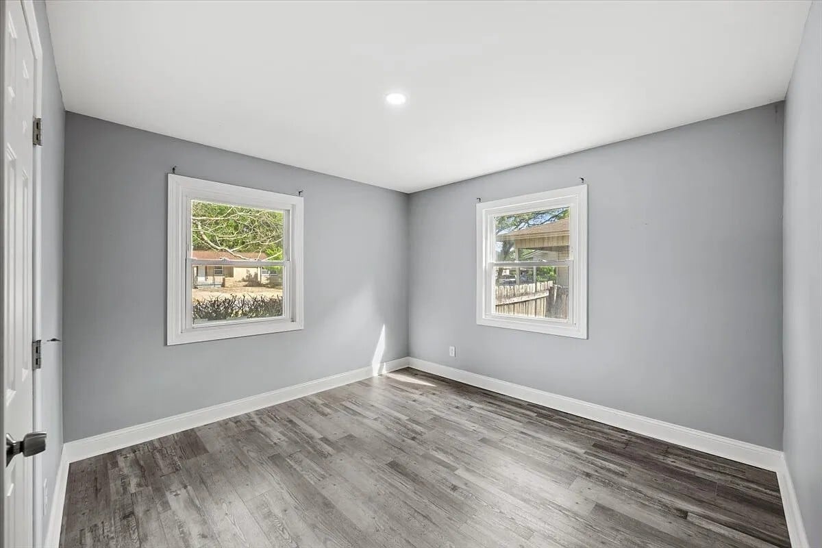Building Photo - 555 N 68th Ave