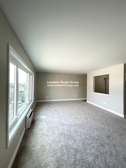 Building Photo - 104 N Kenilworth Ave