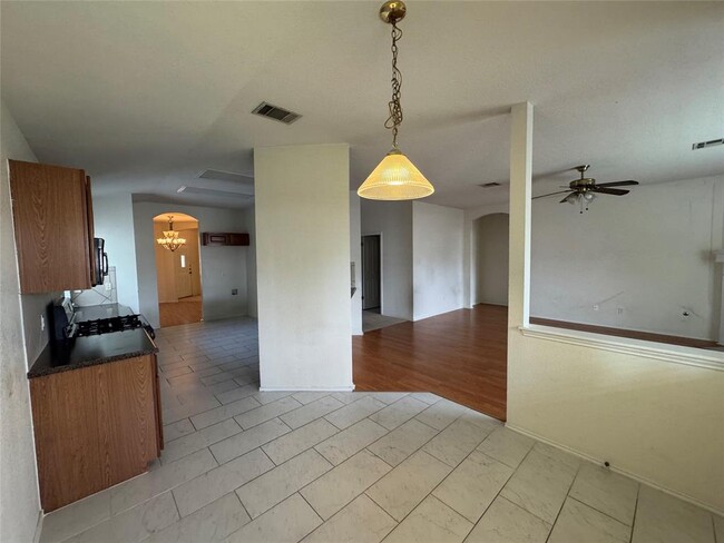 Building Photo - 215 San Felipe Dr
