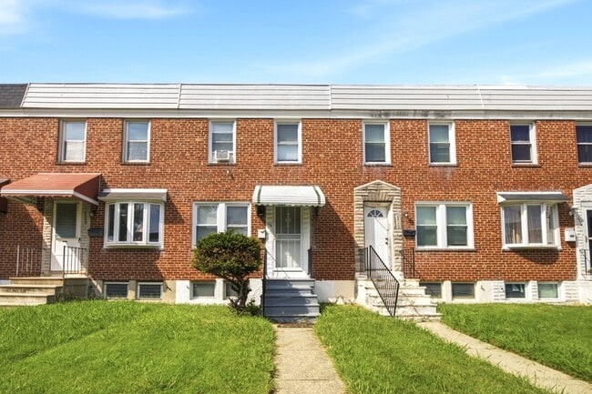 Building Photo - 3770 Ravenwood Ave