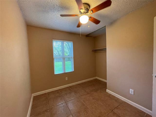 Building Photo - 7204 Shadow Bend Dr