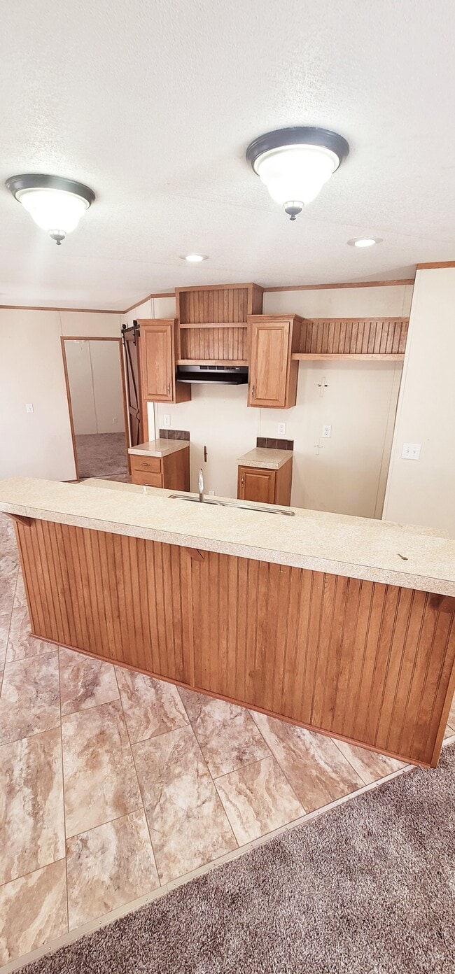 Building Photo - 4105 Carlyss Dr