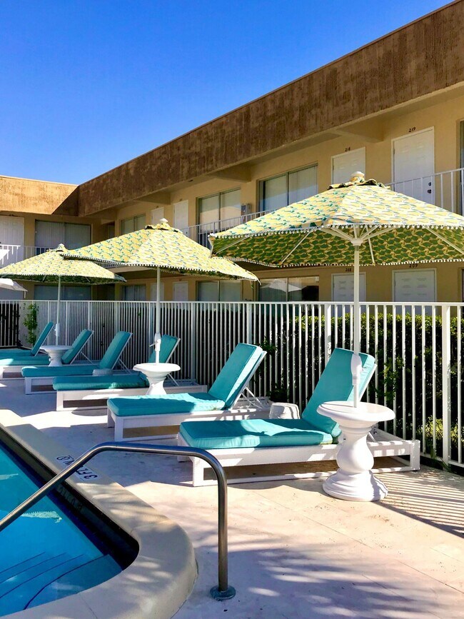 Building Photo - 4850 NE 5th Ave