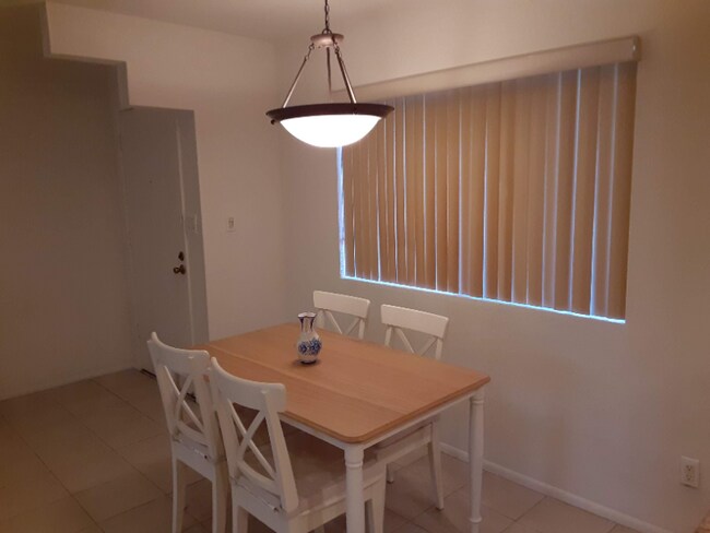 Building Photo - 12222 E Paradise Dr