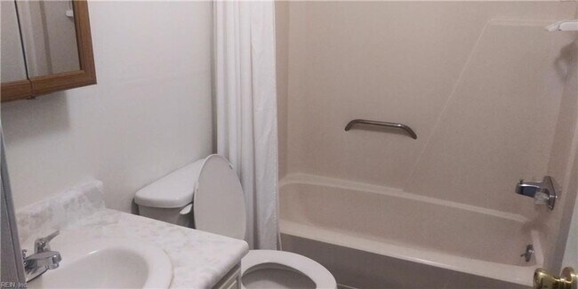 Building Photo - Virginia Village