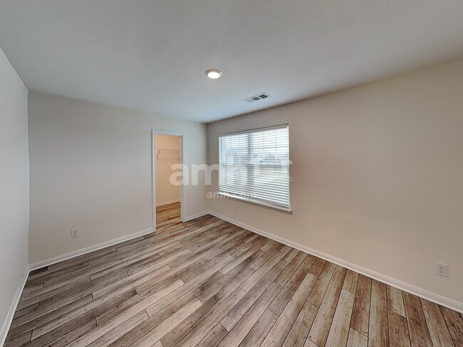 Building Photo - 1126 Treeta Trail