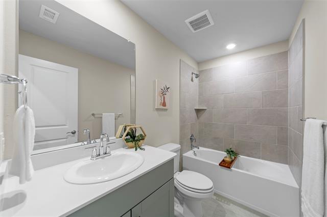 Building Photo - 5203 Bellhurst Dr