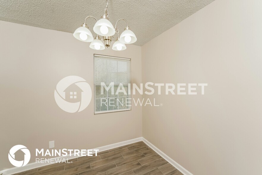 Building Photo - 6594 Davison Rd