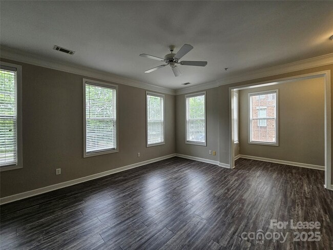 Building Photo - 8728 Arbor Creek Dr