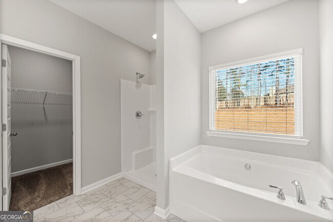 Building Photo - 559 Belmont Ln