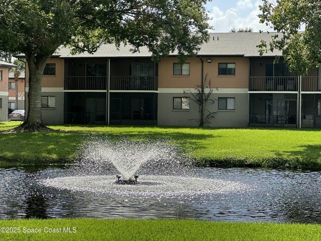 Building Photo - 1608 University Ln