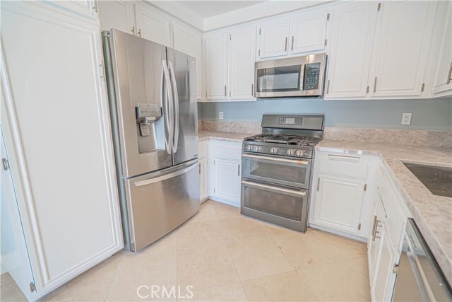 Building Photo - 25713 Vista Fairways Dr