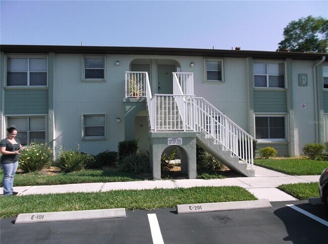 Primary Photo - 25100 Sandhill Blvd