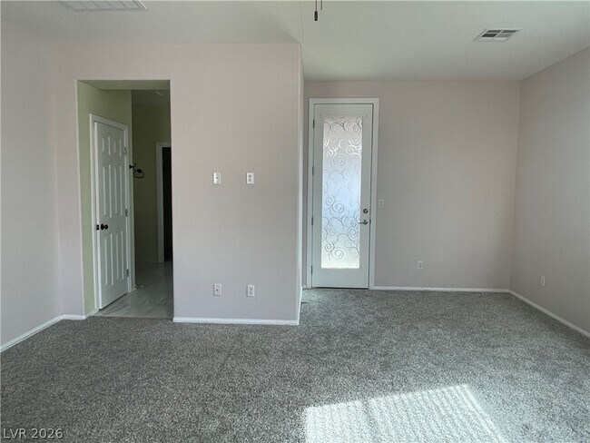 Building Photo - 5530 Spiceberry Dr