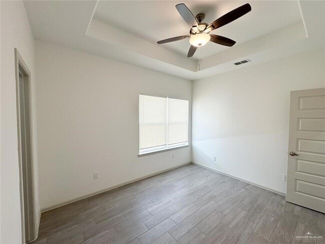 Building Photo - 740 N Alamo Rd