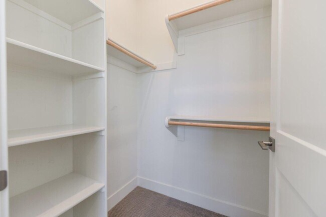 Building Photo - 4bd/4.5ba Single Family House w/ VIEW Gated Community Altair Irvine for rent