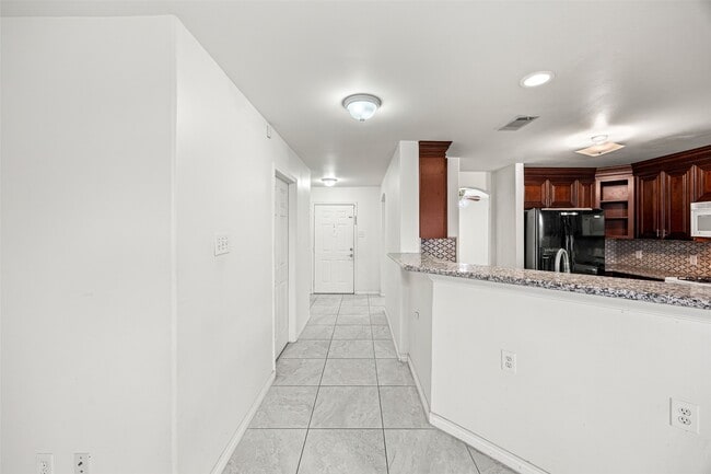 Building Photo - 7331 Wimberly Oaks Ln