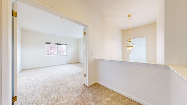 Building Photo - Desirable Skyhawk 3 bedroom Tri-Level Single Family