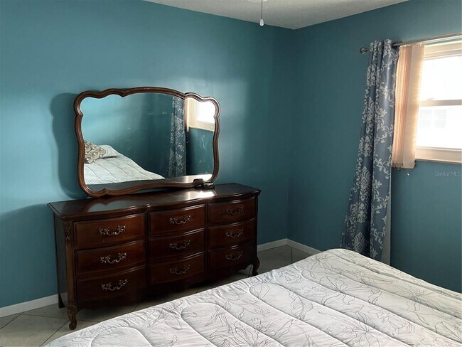 Building Photo - 5247 81st Ln N