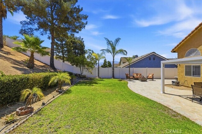 Building Photo - 421 Yellowstone Cir