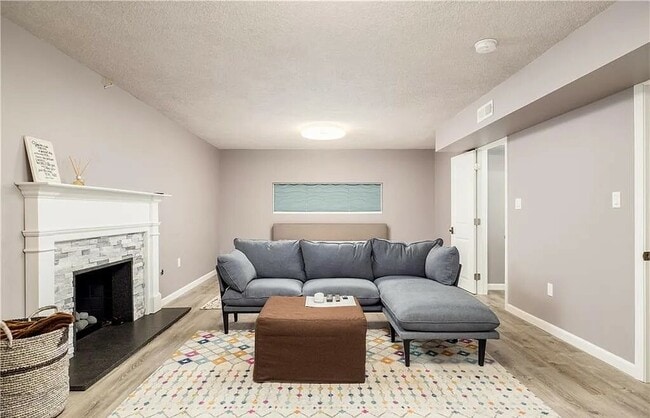 Building Photo - 2 Grennan Rd