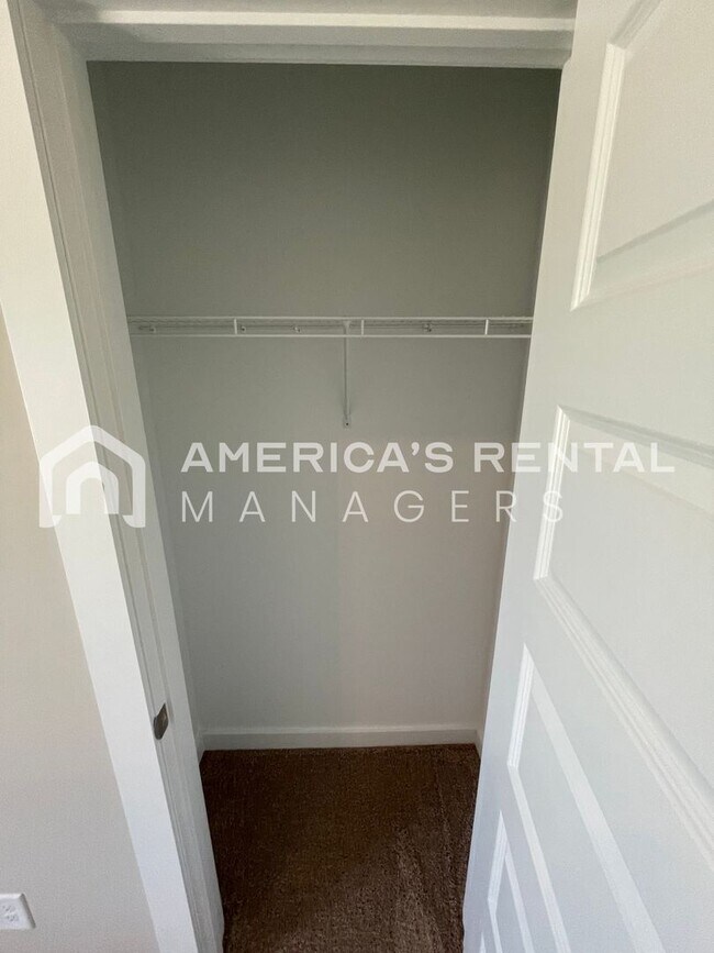 Building Photo - Home for Rent in Eastaboga, AL!! Available...