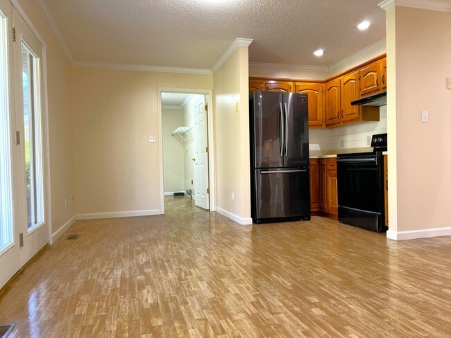 Building Photo - Maryville 37804 - 3 bedroom 2.5 bath - call Adam Sharp 865-254-0980