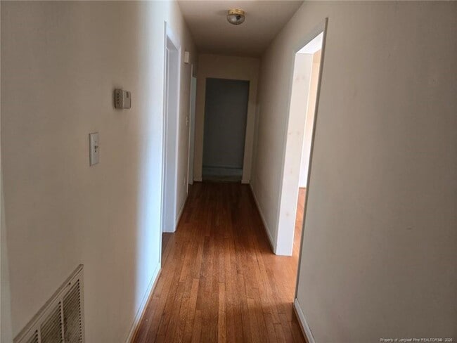 Building Photo - 1527 Lewter Shop Rd