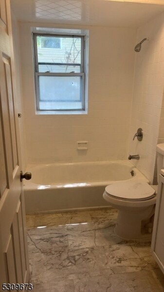 Building Photo - 332 Amherst St