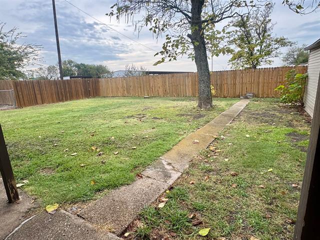 Building Photo - 2461 St Paul Rd