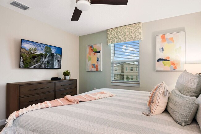 Building Photo - 2873 Bookmark Dr