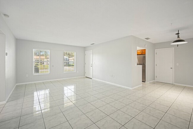 Building Photo - Beautifully Updated Clearwater Home with M...