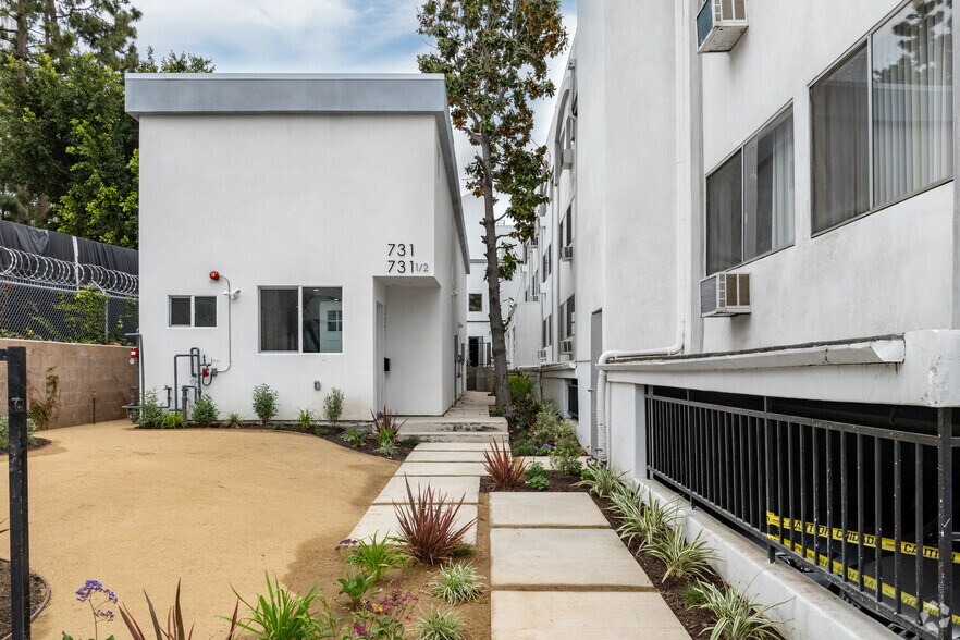 Building Photo - Fairfax Townhomes