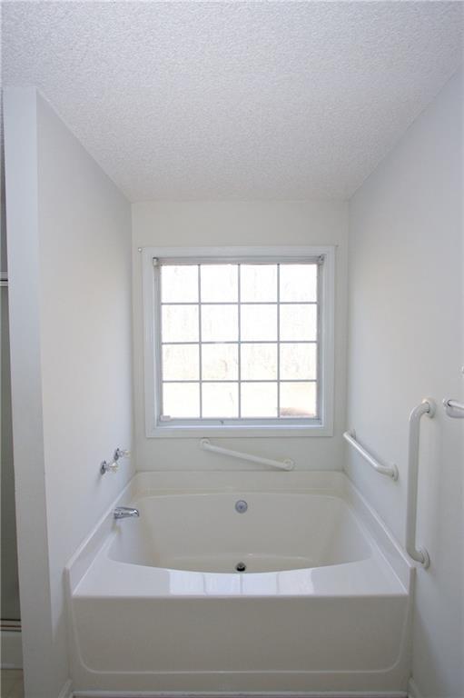 Building Photo - 2804 James Henry Dr