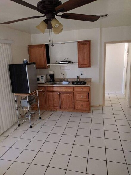 Building Photo - 82298 Sierra Ave