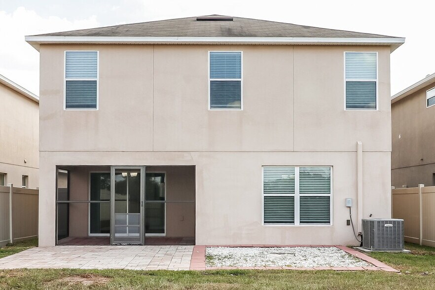 Building Photo - 7304 Lumber Port Dr