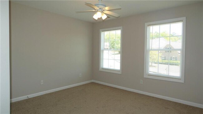 Building Photo - 4243 Crestwood Bend Cir