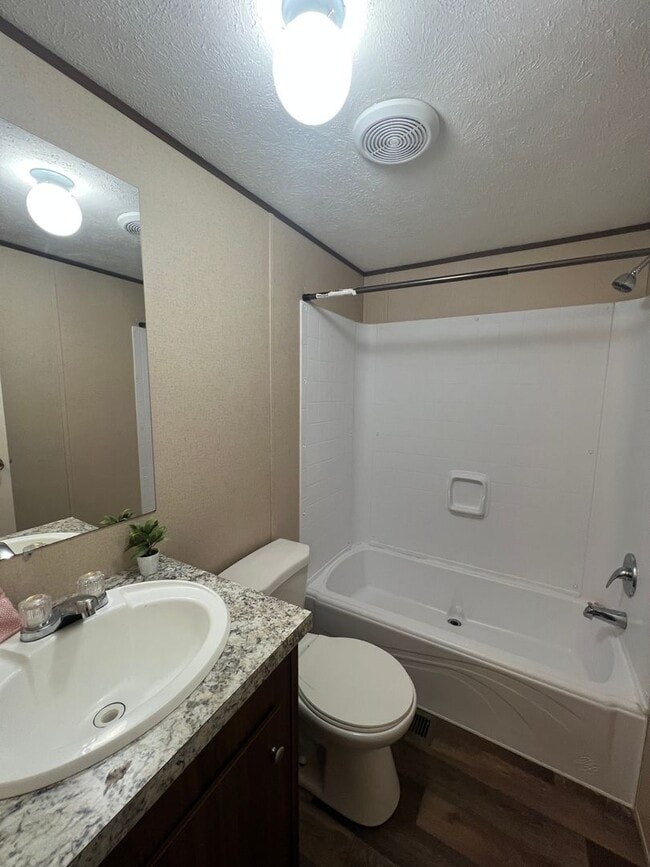 Building Photo - 142 County Road 5516