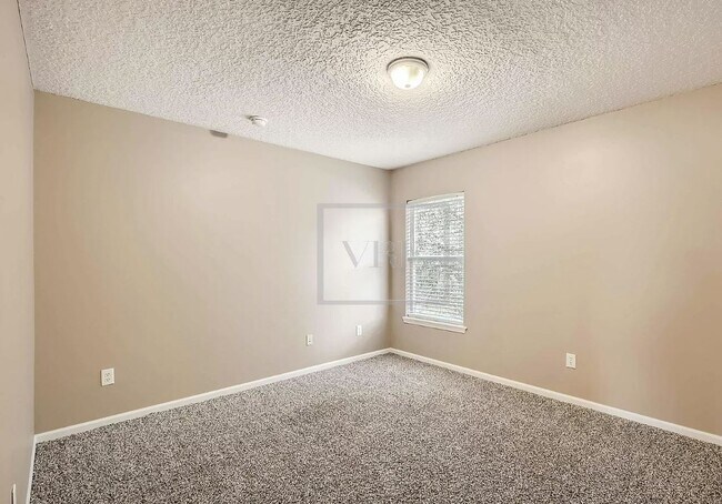 Building Photo - 11797 Huckleberry Trail East