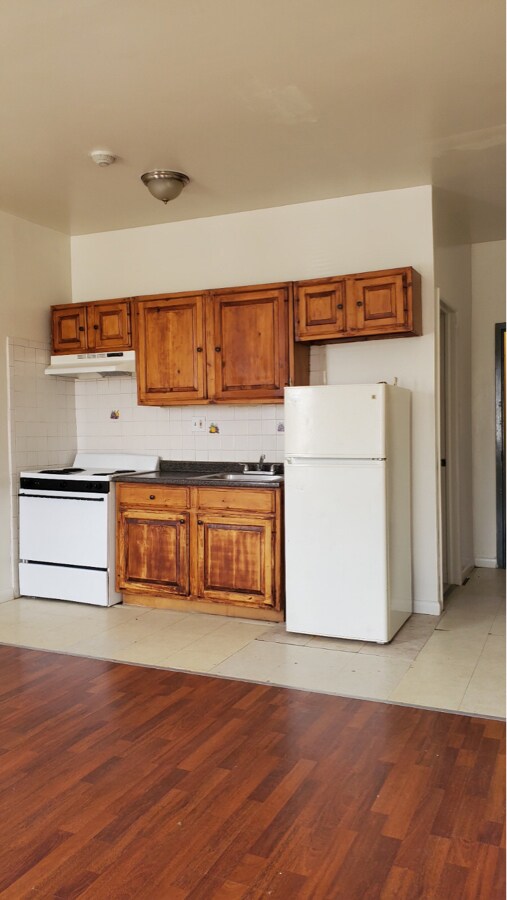 Primary Photo - 2510 N 2nd St