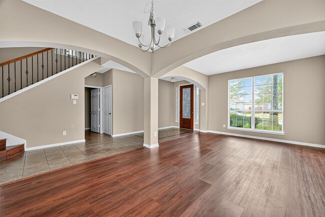 Building Photo - 16919 Creek Mountain Dr